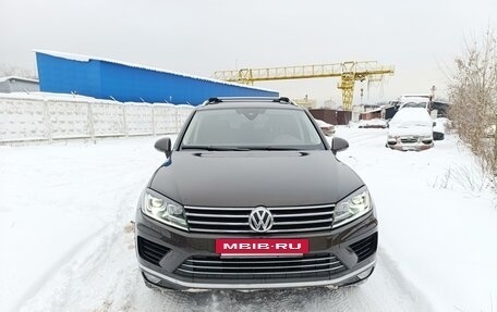 Volkswagen Touareg III, 2015 год, 2 999 999 рублей, 7 фотография