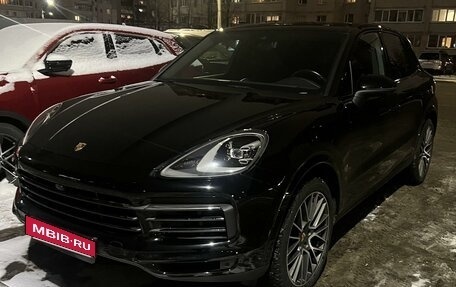 Porsche Cayenne III, 2021 год, 10 850 000 рублей, 4 фотография