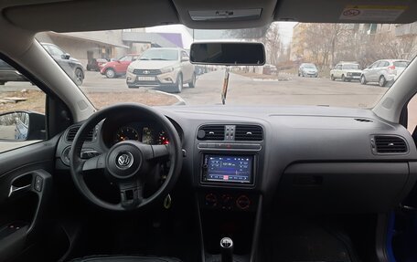 Volkswagen Polo VI (EU Market), 2010 год, 750 000 рублей, 3 фотография