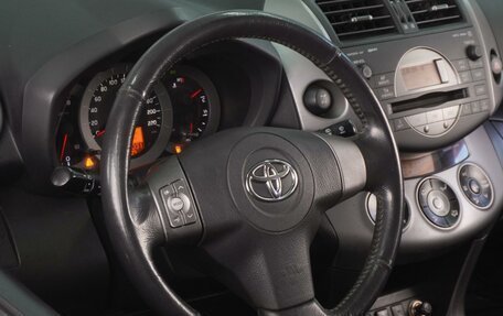 Toyota RAV4, 2006 год, 1 099 000 рублей, 18 фотография