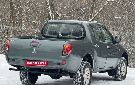 Mitsubishi L200 IV рестайлинг, 2014 год, 1 760 000 рублей, 4 фотография