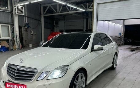 Mercedes-Benz E-Класс, 2010 год, 1 590 000 рублей, 3 фотография