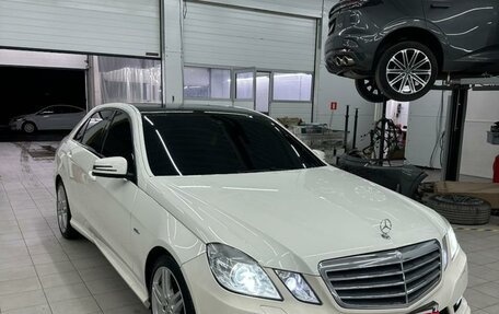 Mercedes-Benz E-Класс, 2010 год, 1 590 000 рублей, 4 фотография