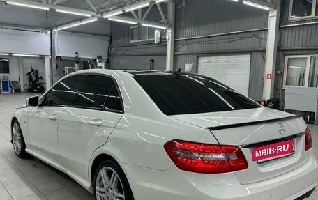 Mercedes-Benz E-Класс, 2010 год, 1 590 000 рублей, 2 фотография