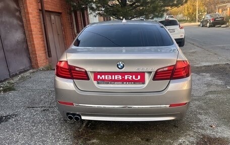 BMW 5 серия, 2011 год, 2 600 000 рублей, 3 фотография