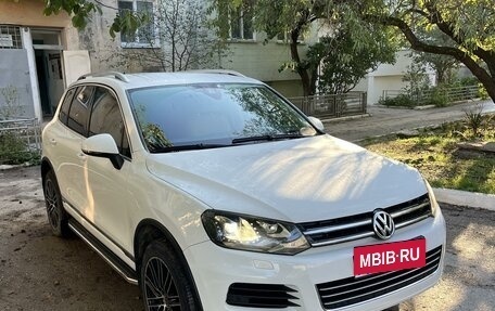 Volkswagen Touareg III, 2012 год, 2 400 000 рублей, 1 фотография