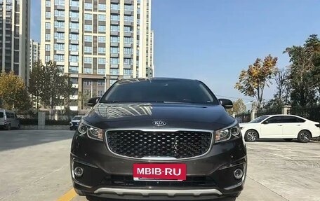 KIA Carnival III, 2021 год, 2 700 037 рублей, 2 фотография