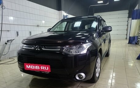 Mitsubishi Outlander III рестайлинг 3, 2012 год, 1 970 000 рублей, 11 фотография