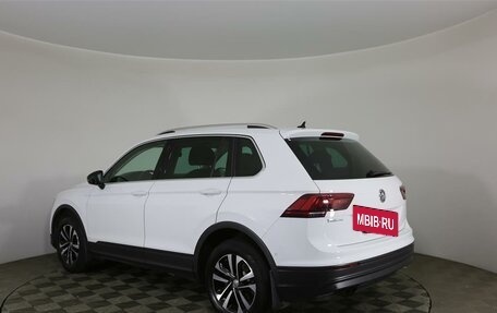 Volkswagen Tiguan II, 2019 год, 2 317 000 рублей, 7 фотография