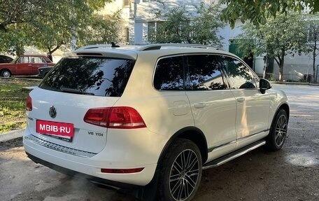 Volkswagen Touareg III, 2012 год, 2 400 000 рублей, 2 фотография