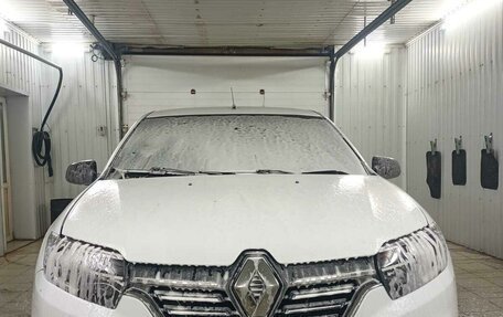 Renault Logan II, 2019 год, 7 700 000 рублей, 3 фотография