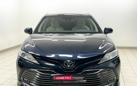 Toyota Camry, 2019 год, 3 356 000 рублей, 2 фотография