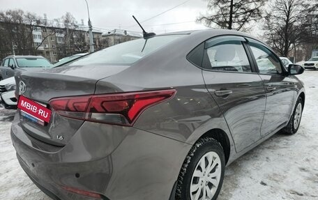 Hyundai Solaris II рестайлинг, 2018 год, 1 328 000 рублей, 12 фотография