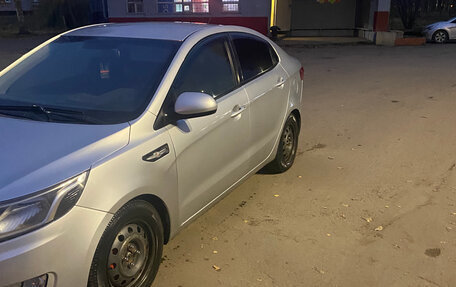 KIA Rio III рестайлинг, 2011 год, 680 000 рублей, 3 фотография