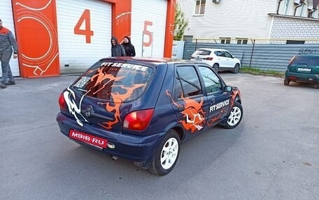 Mazda 121 III, 2001 год, 200 000 рублей, 2 фотография