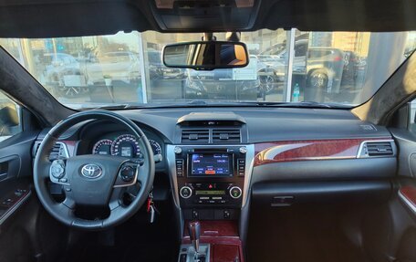 Toyota Camry, 2012 год, 1 390 000 рублей, 9 фотография