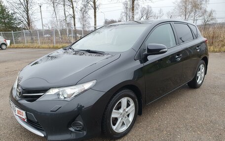 Toyota Auris II, 2013 год, 1 249 000 рублей, 6 фотография