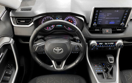 Toyota RAV4, 2019 год, 3 229 000 рублей, 13 фотография