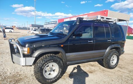 Isuzu Bighorn II, 1988 год, 1 100 000 рублей, 3 фотография