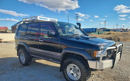 Isuzu Bighorn II, 1988 год, 1 100 000 рублей, 2 фотография