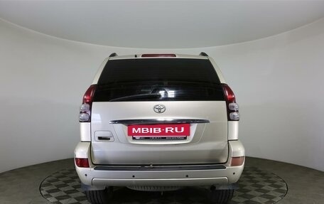 Toyota Land Cruiser Prado 120 рестайлинг, 2008 год, 1 697 000 рублей, 6 фотография