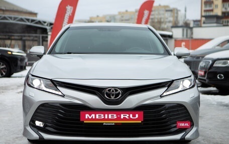 Toyota Camry, 2020 год, 2 945 000 рублей, 4 фотография