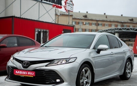 Toyota Camry, 2020 год, 2 945 000 рублей, 3 фотография