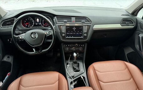 Volkswagen Tiguan II, 2017 год, 2 690 000 рублей, 7 фотография