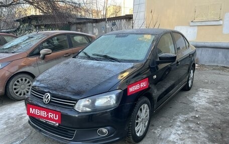 Volkswagen Polo VI (EU Market), 2014 год, 800 000 рублей, 3 фотография