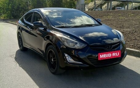 Hyundai Elantra V, 2015 год, 895 000 рублей, 13 фотография