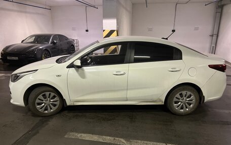 KIA Rio IV, 2018 год, 1 400 000 рублей, 6 фотография