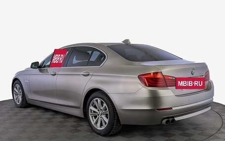 BMW 5 серия, 2012 год, 1 810 000 рублей, 7 фотография