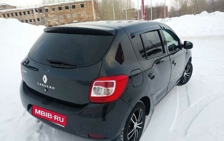 Renault Sandero II рестайлинг, 2015 год, 777 000 рублей, 4 фотография