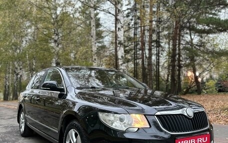 Skoda Superb III рестайлинг, 2011 год, 1 100 000 рублей, 1 фотография