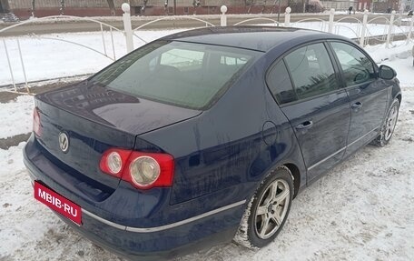 Volkswagen Passat B6, 2005 год, 550 000 рублей, 5 фотография