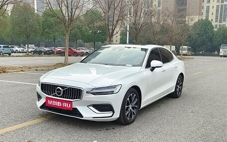 Volvo S60 III, 2021 год, 3 080 000 рублей, 1 фотография