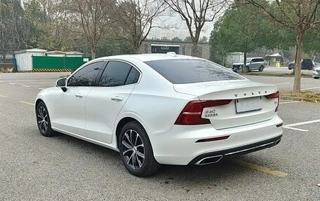 Volvo S60 III, 2021 год, 3 080 000 рублей, 5 фотография