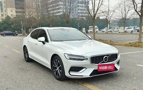 Volvo S60 III, 2021 год, 3 080 000 рублей, 3 фотография