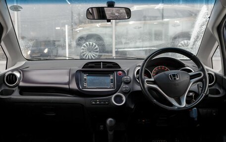 Honda Fit III, 2009 год, 900 000 рублей, 12 фотография