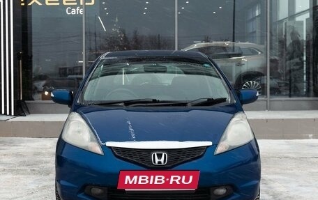 Honda Fit III, 2009 год, 900 000 рублей, 8 фотография