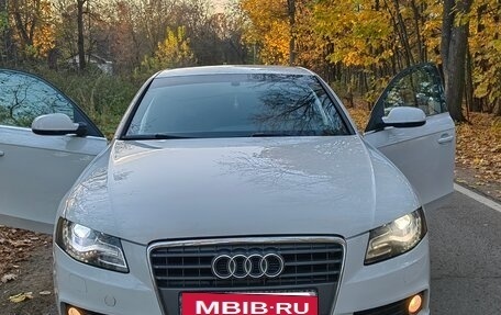 Audi A4, 2011 год, 1 300 000 рублей, 1 фотография