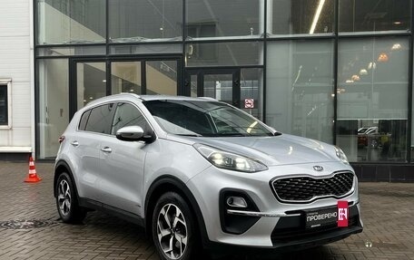 KIA Sportage IV рестайлинг, 2020 год, 2 600 000 рублей, 3 фотография