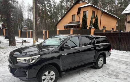 Toyota Hilux VIII, 2019 год, 4 750 000 рублей, 2 фотография