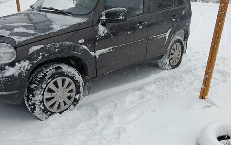 Chevrolet Niva I рестайлинг, 2012 год, 570 000 рублей, 2 фотография