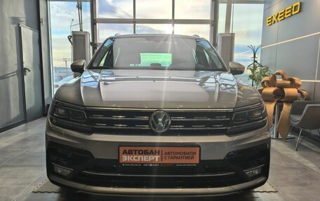 Volkswagen Tiguan II, 2018 год, 3 359 000 рублей, 2 фотография