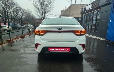 KIA Rio IV, 2018 год, 1 670 000 рублей, 7 фотография