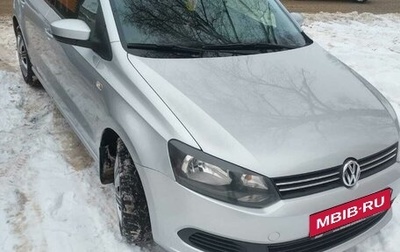 Volkswagen Polo VI (EU Market), 2013 год, 700 000 рублей, 1 фотография