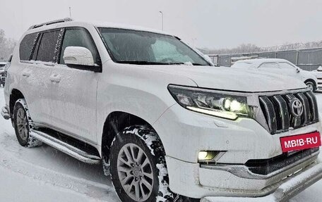 Toyota Land Cruiser Prado 150 рестайлинг 2, 2018 год, 5 875 000 рублей, 2 фотография