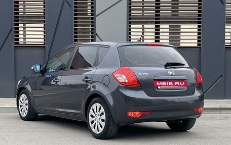 KIA cee'd I рестайлинг, 2010 год, 940 000 рублей, 8 фотография