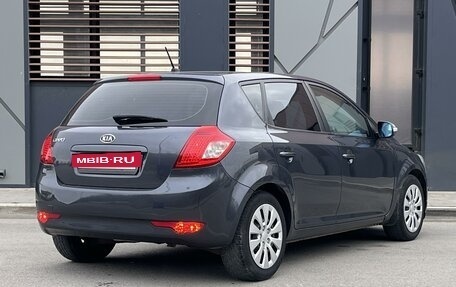 KIA cee'd I рестайлинг, 2010 год, 940 000 рублей, 10 фотография